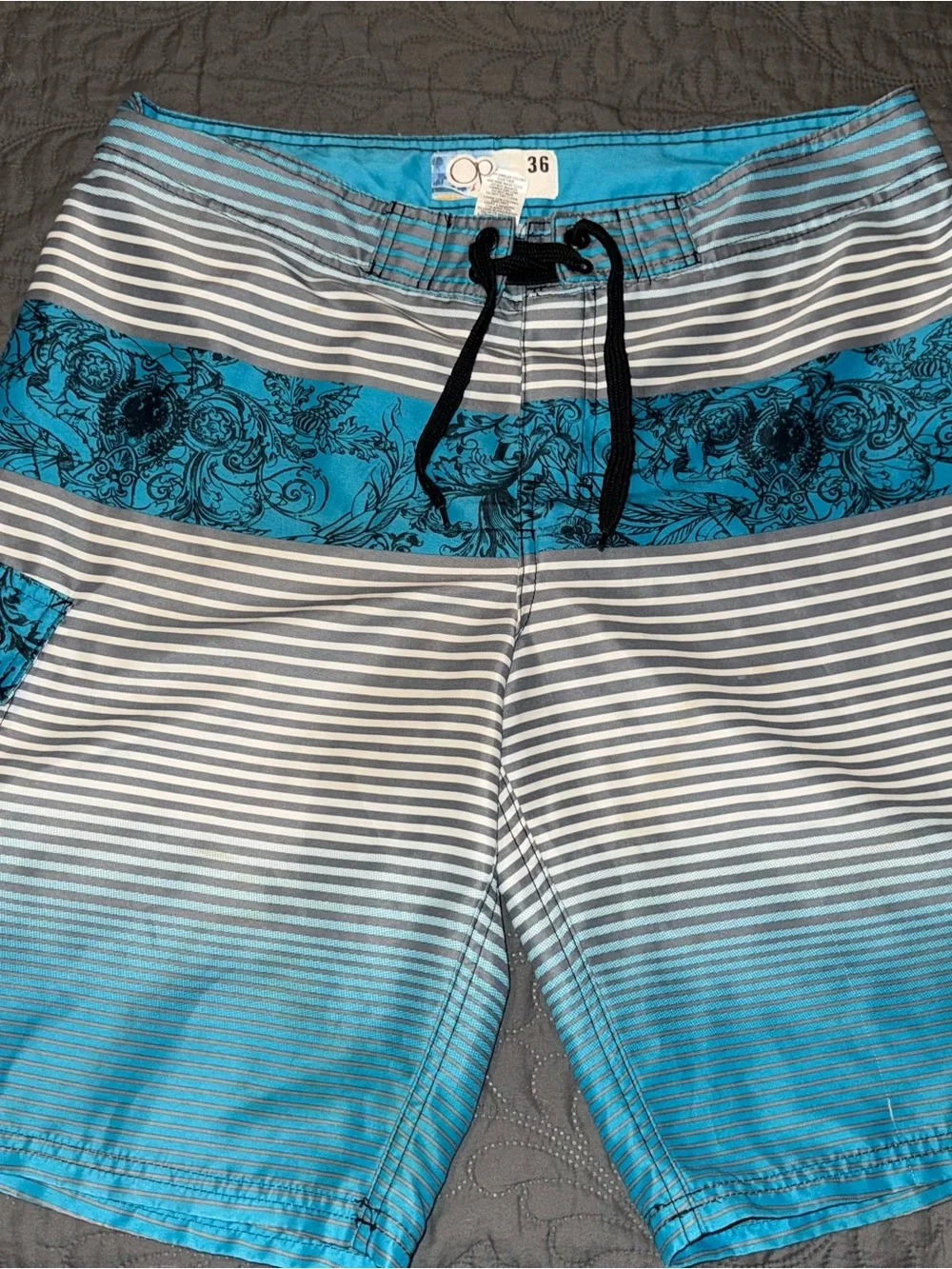 Vintage Y2k Ocean Pacific Men's Graphic Board Shorts Size 36 Blue Swim Trunks